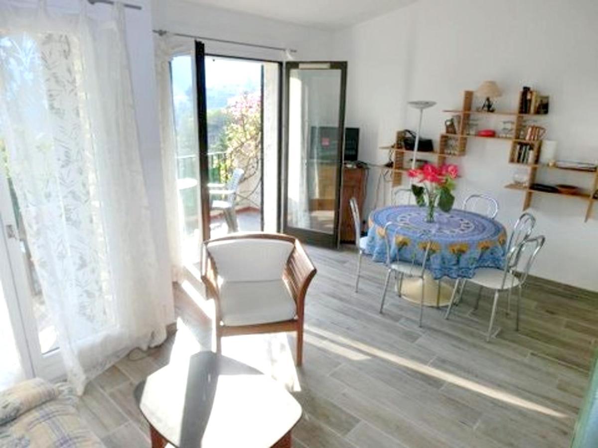 Апартаменти Studio A Theoule Sur Mer A 400 M De La Plage Avec Vue Sur La Mer Terrasse Amenagee Et Wifi Екстер'єр фото